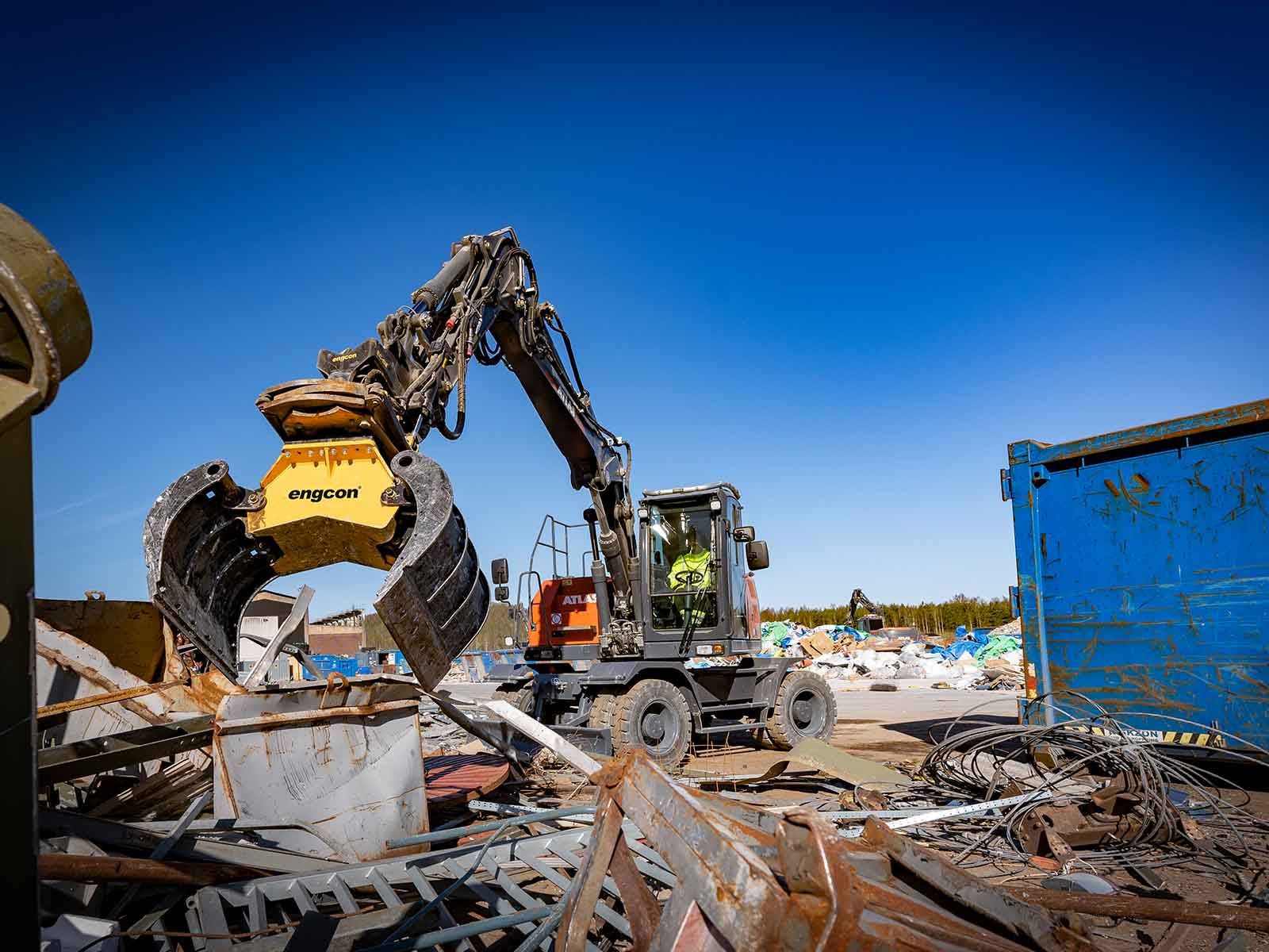 Grappin d’enrochement et de tri Engcon