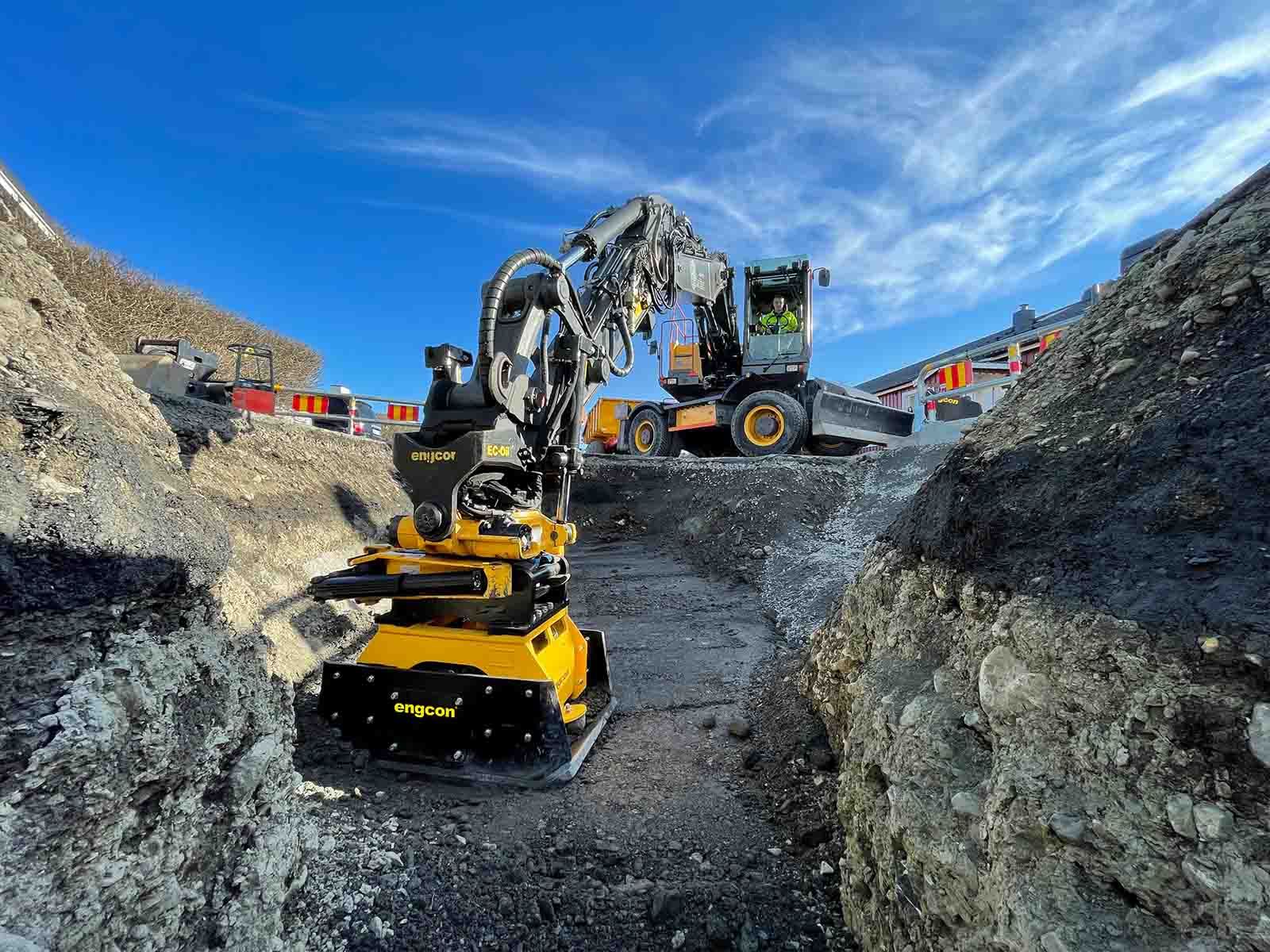 Tiltrotator Engcon EC02 - EC233